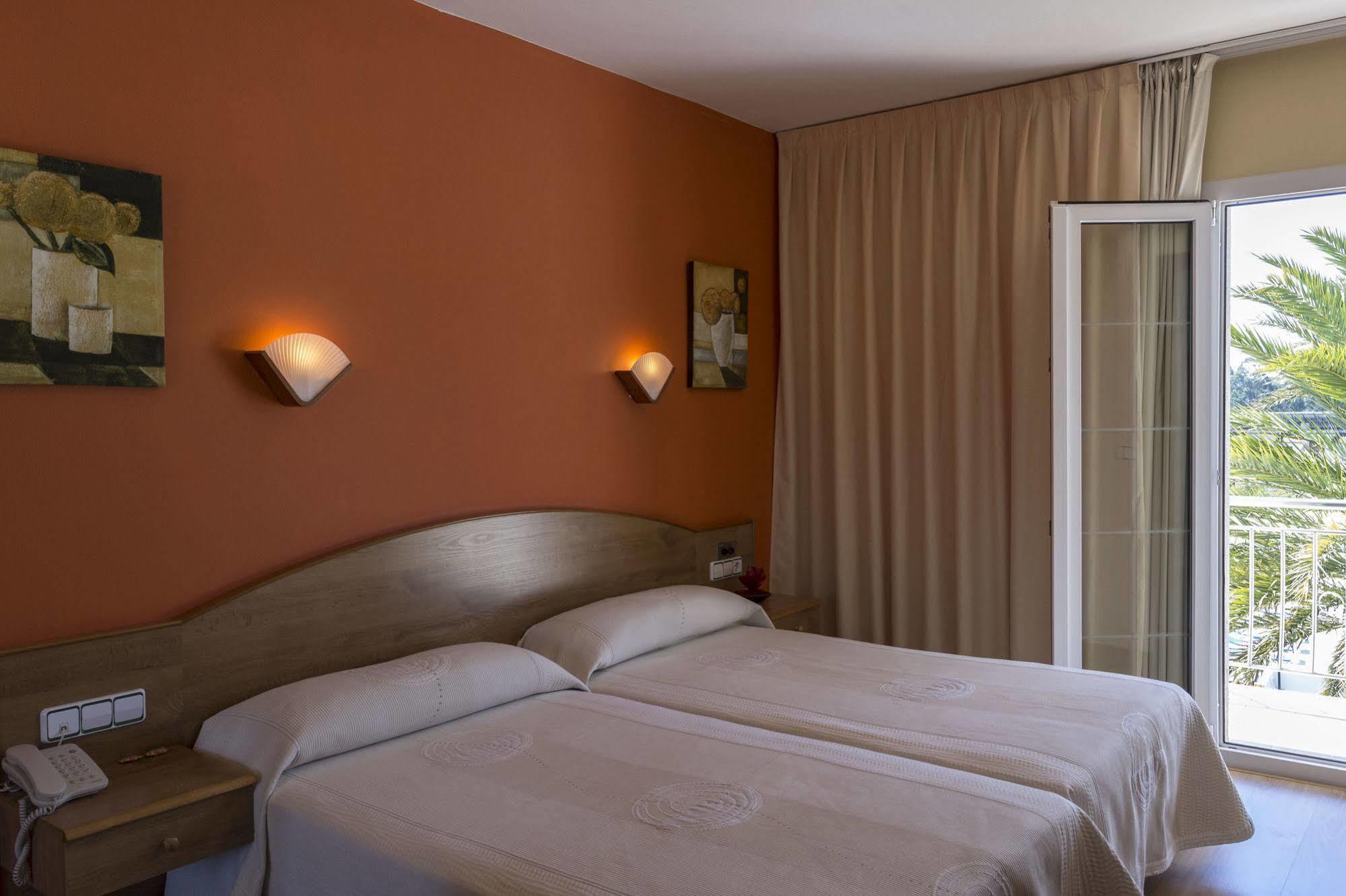 Hotel Nuevo Vichona Sanxenxo Esterno foto