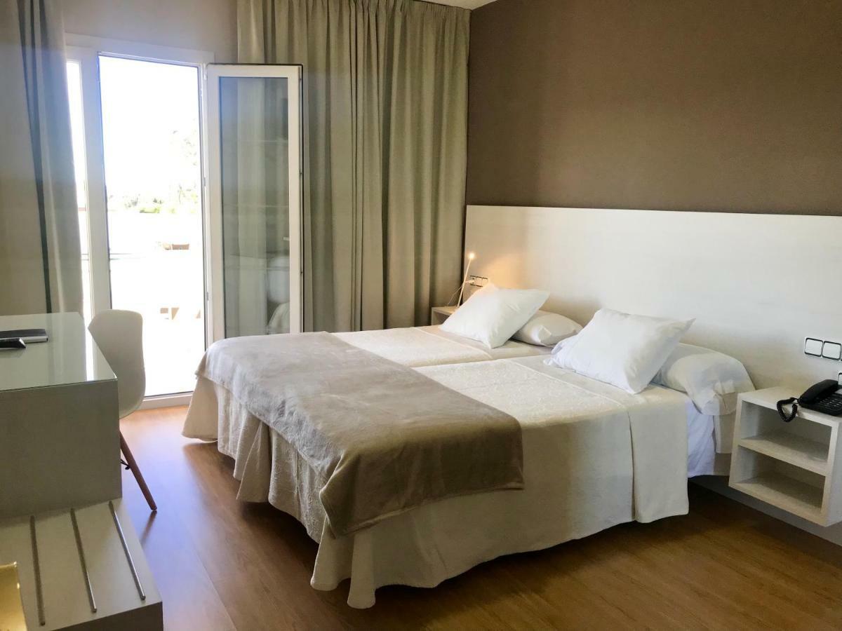 Hotel Nuevo Vichona Sanxenxo Esterno foto